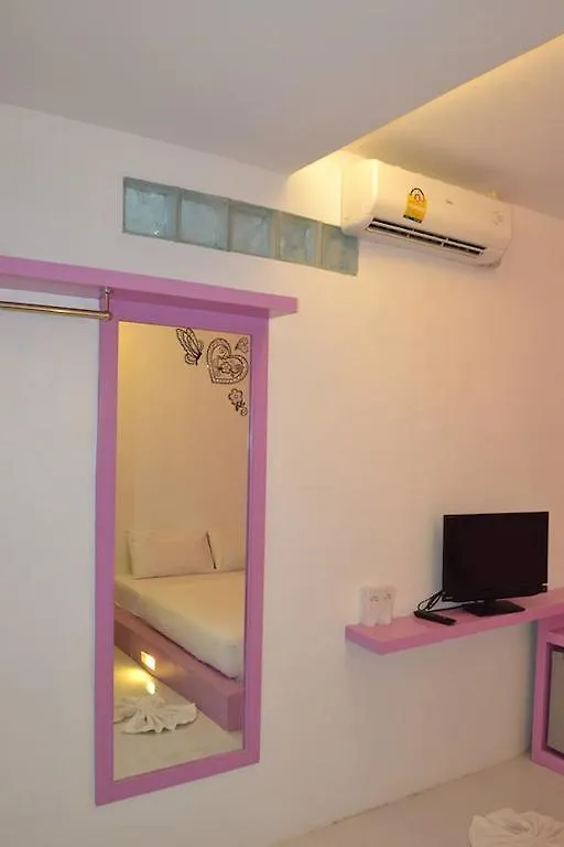 Pakgasri Guest House Ko Lanta 2*,
